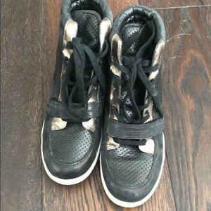 Super comfy padded, high heel sneakers.